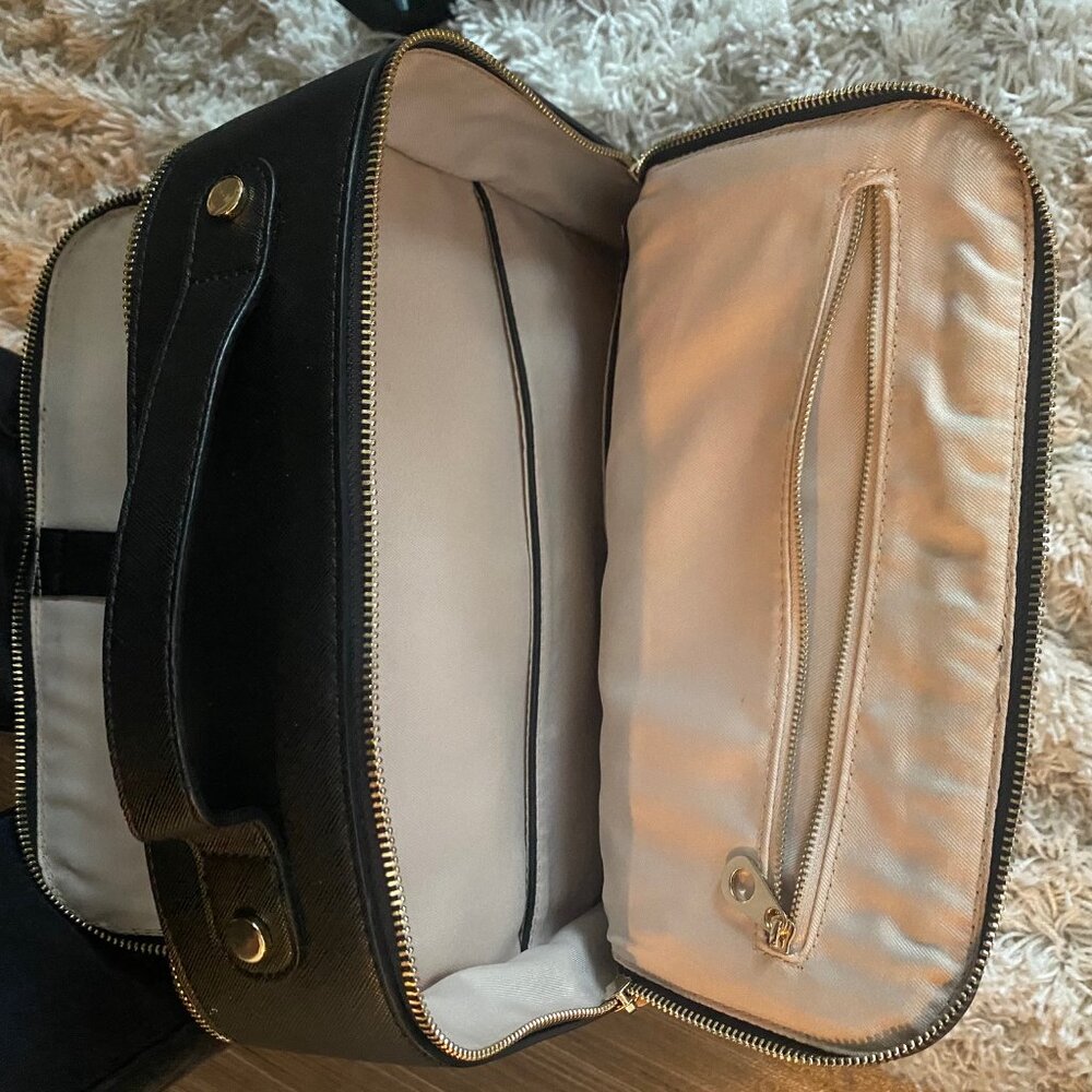Calpak Kaya 15 inch Laptop Backpack - Picture 4 of 4
